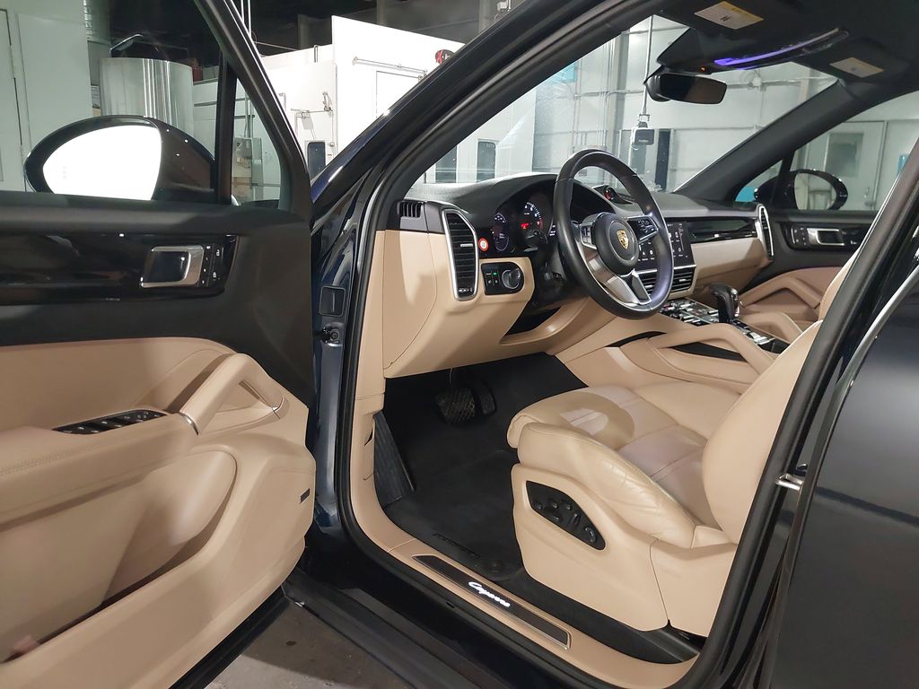 2023 Porsche Cayenne