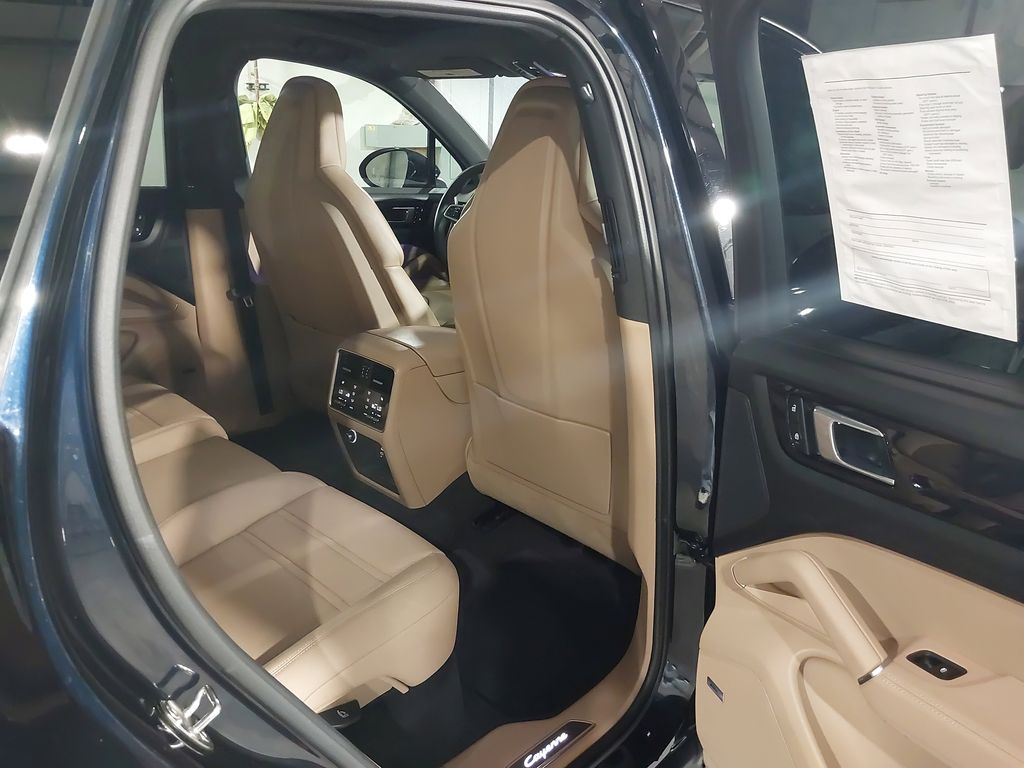 2023 Porsche Cayenne