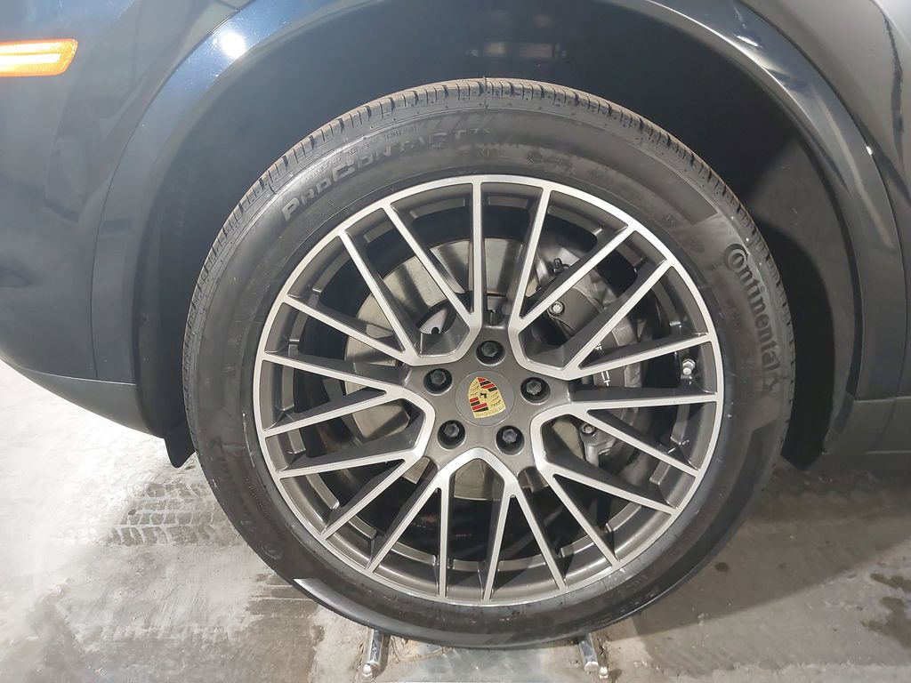 2023 Porsche Cayenne