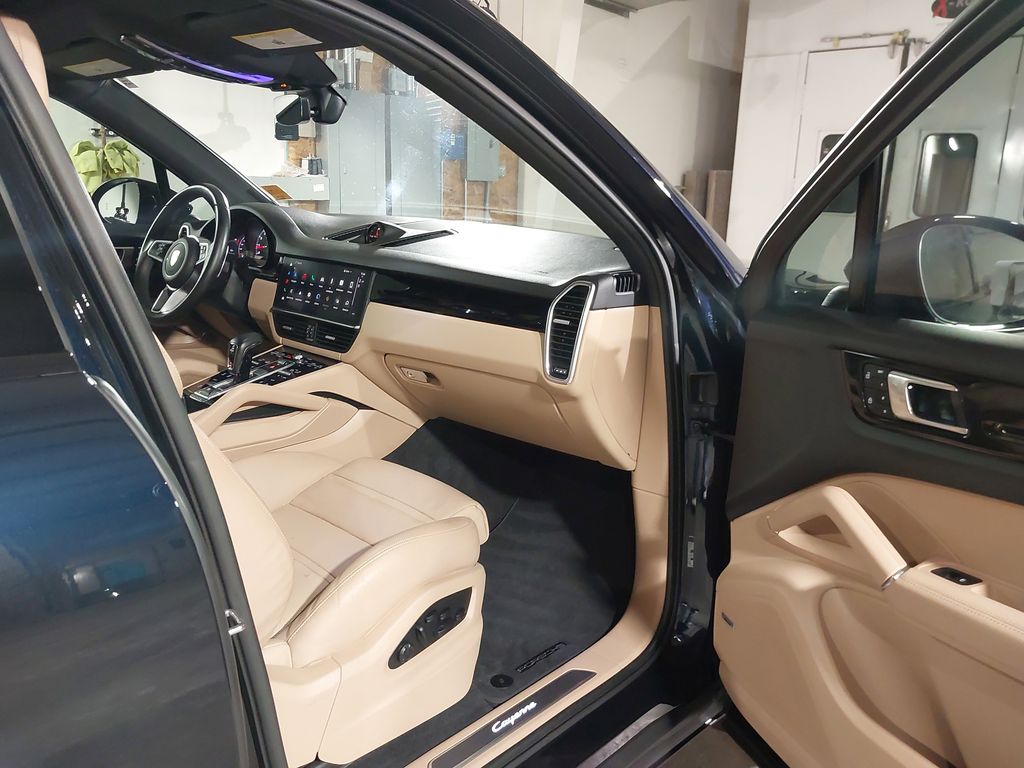 2023 Porsche Cayenne