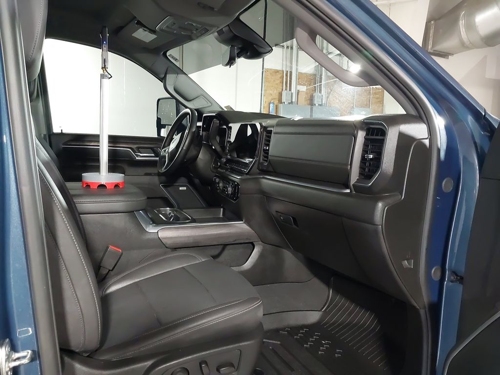 2025 Chevrolet Silverado 2500