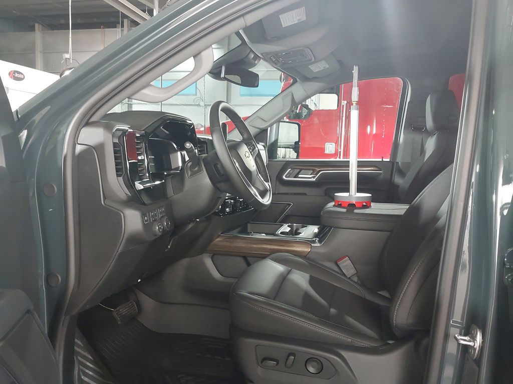 2026 Chevrolet Silverado 3500