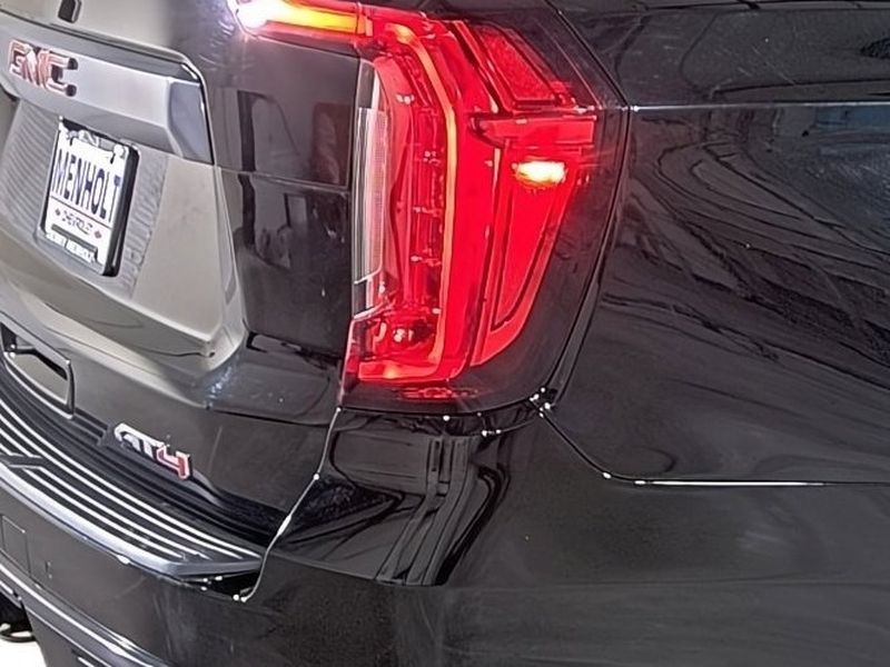 2024 GMC Yukon