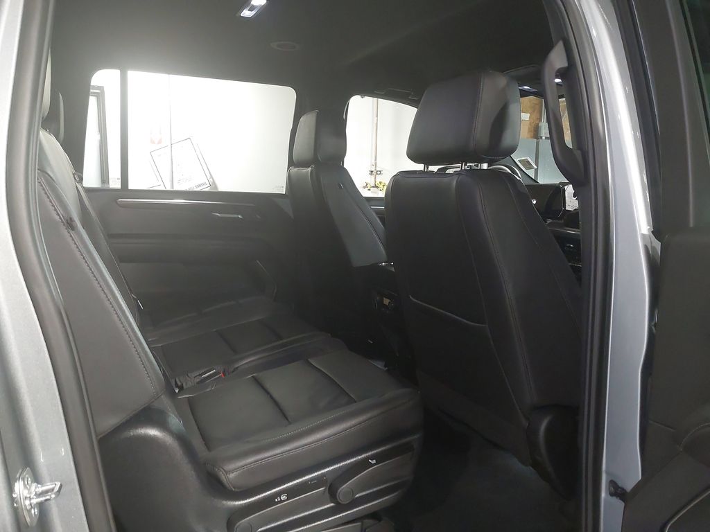2025 Chevrolet Suburban