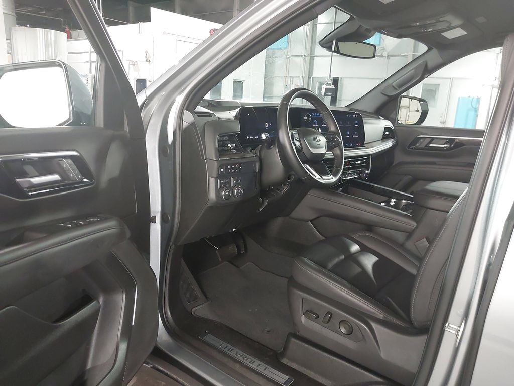 2025 Chevrolet Suburban