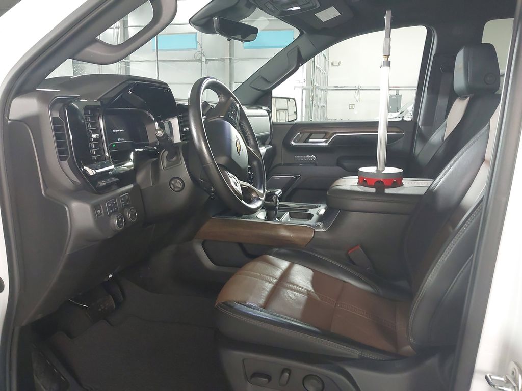 2023 Chevrolet Silverado 1500 High Country - Photo 19