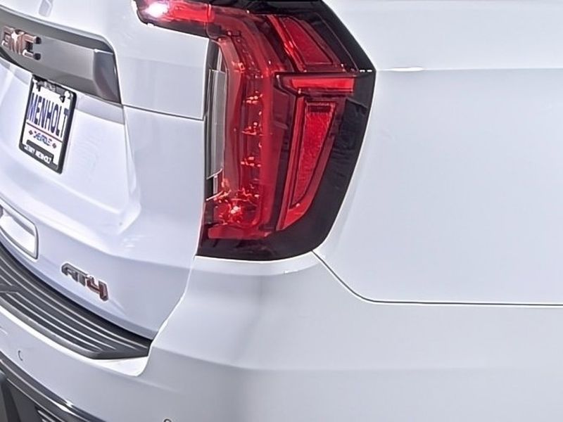 2023 GMC Yukon