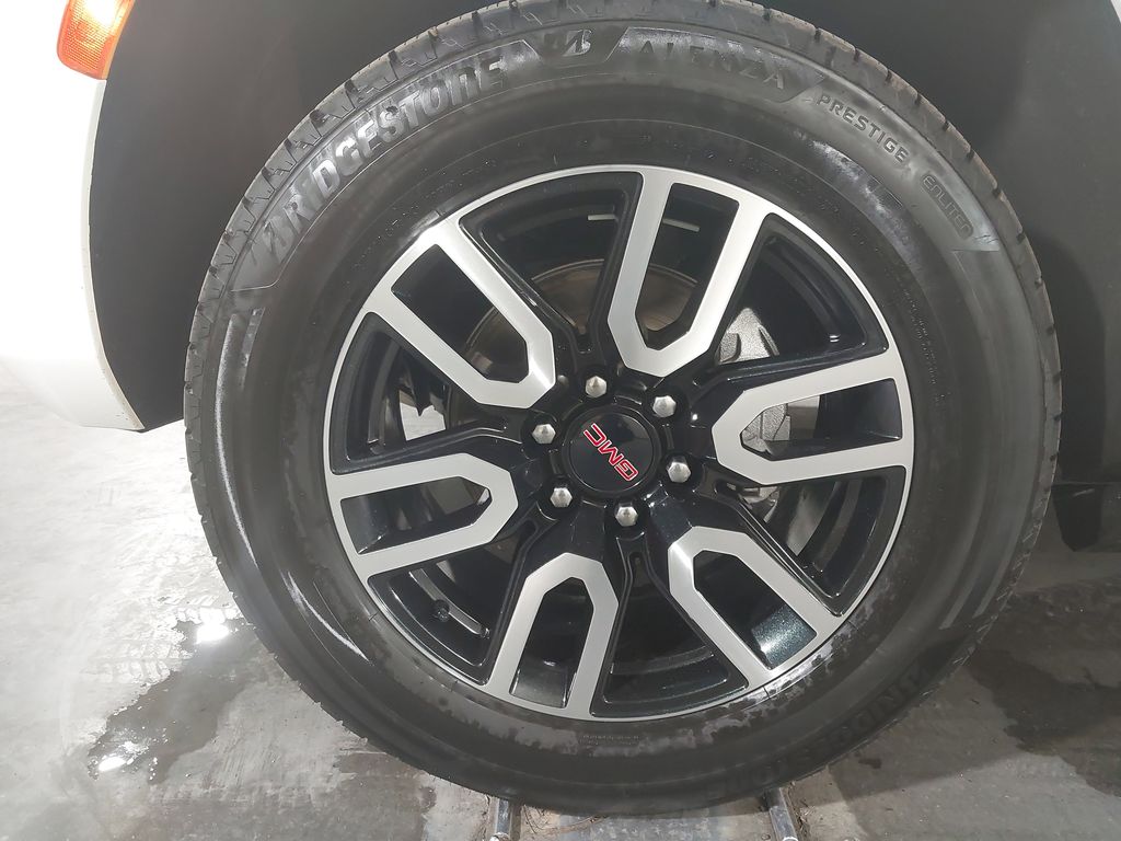 2023 GMC Yukon