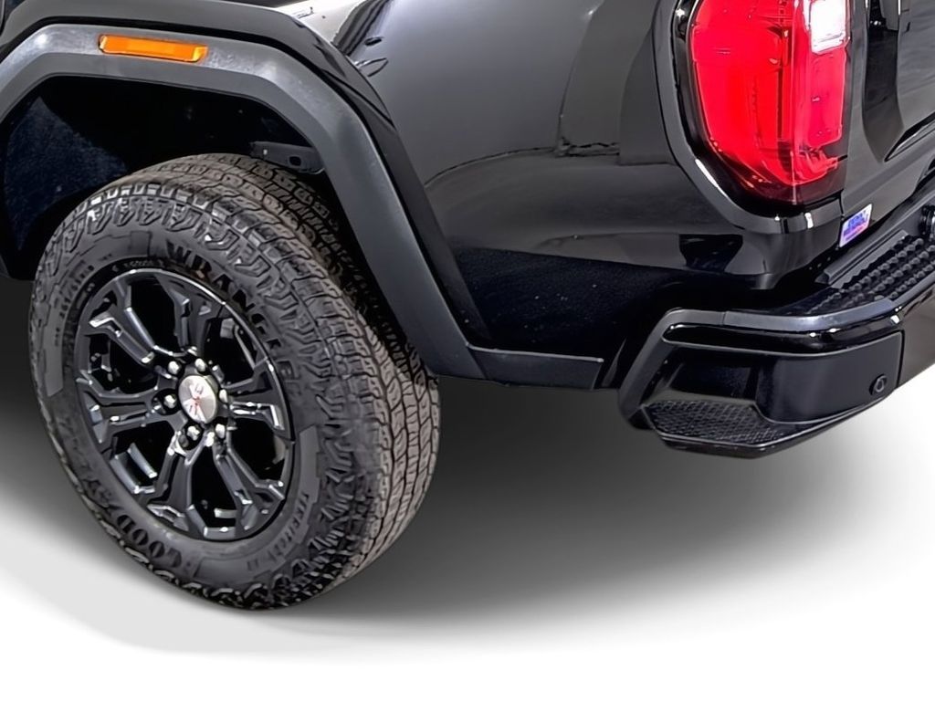 2024 GMC Canyon