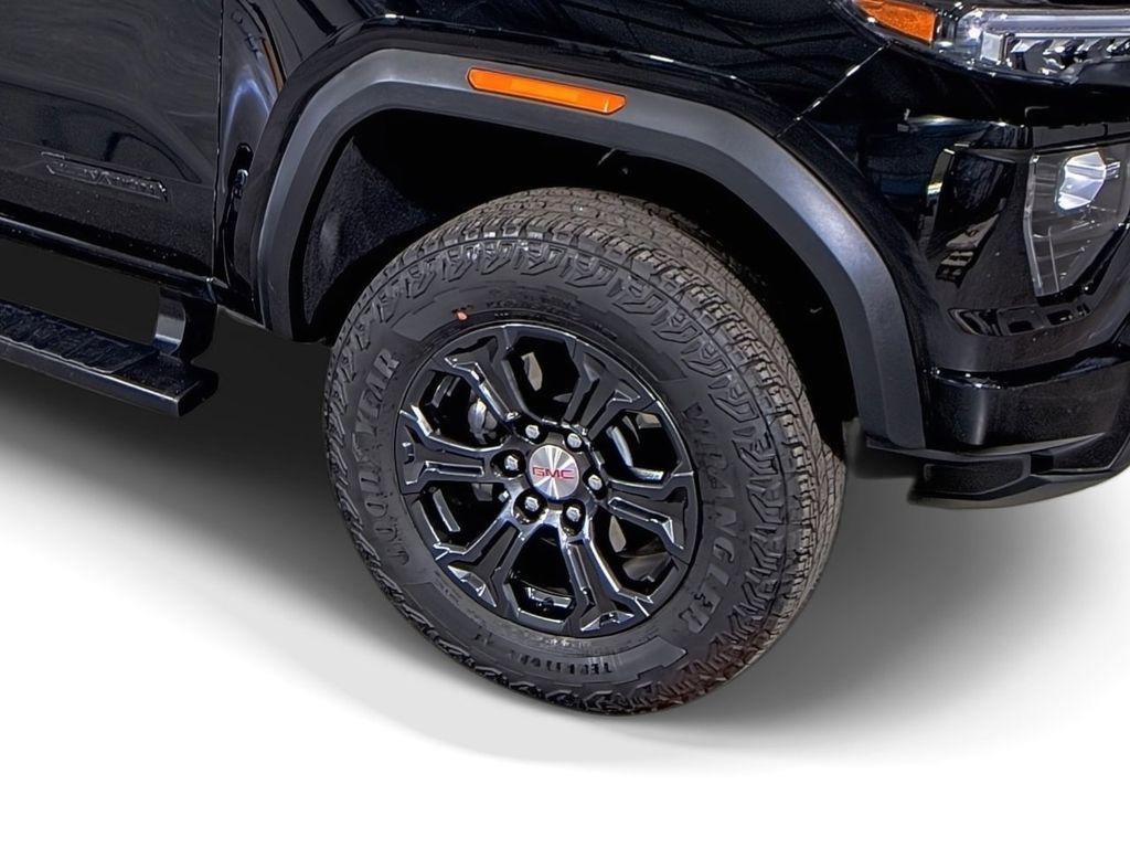 2024 GMC Canyon