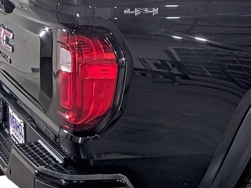 2024 GMC Canyon