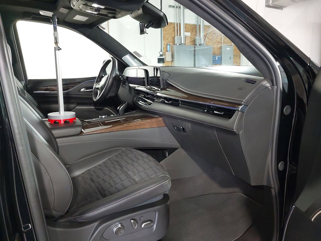 2024 Cadillac Escalade ESV