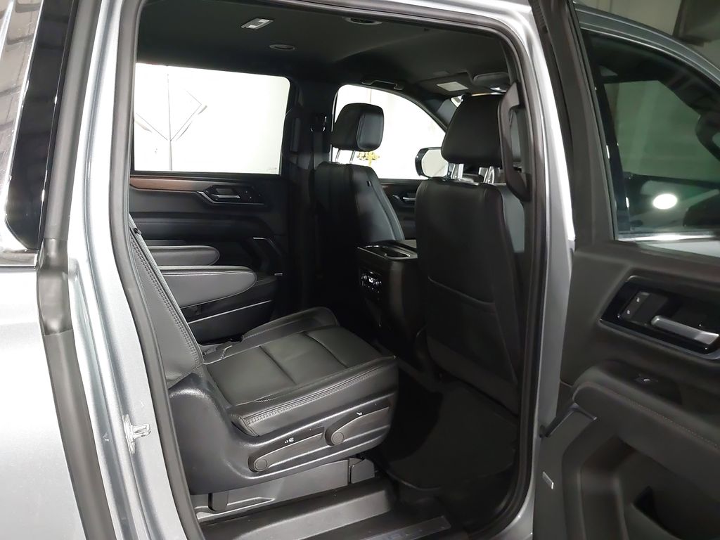 2025 GMC Yukon XL