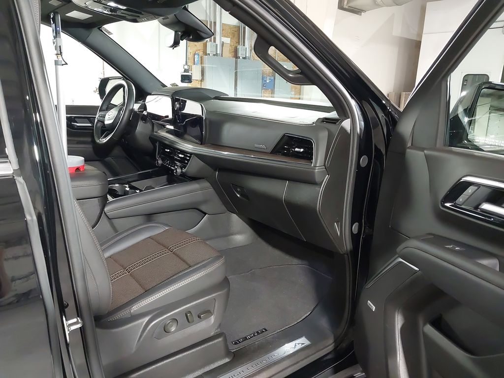 2025 Chevrolet Suburban