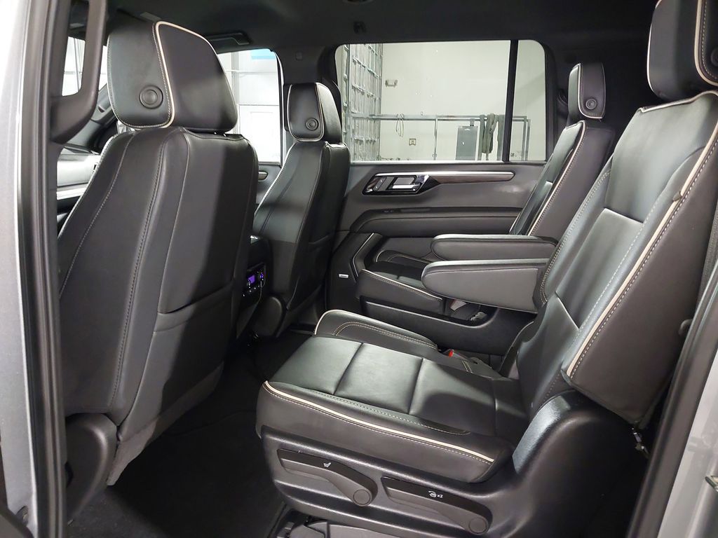 2025 Chevrolet Suburban