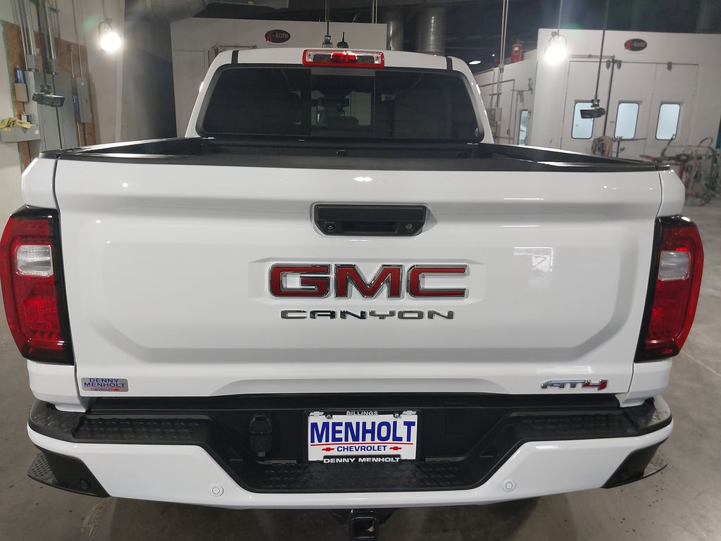 2024 GMC Canyon