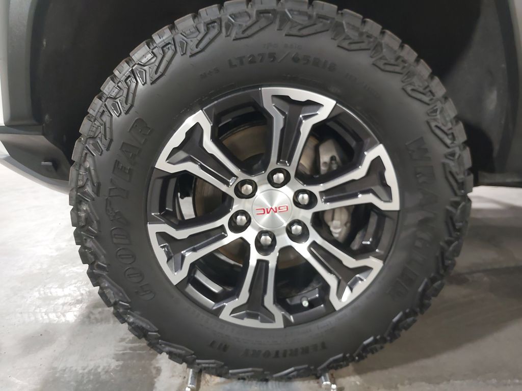 2024 GMC Canyon