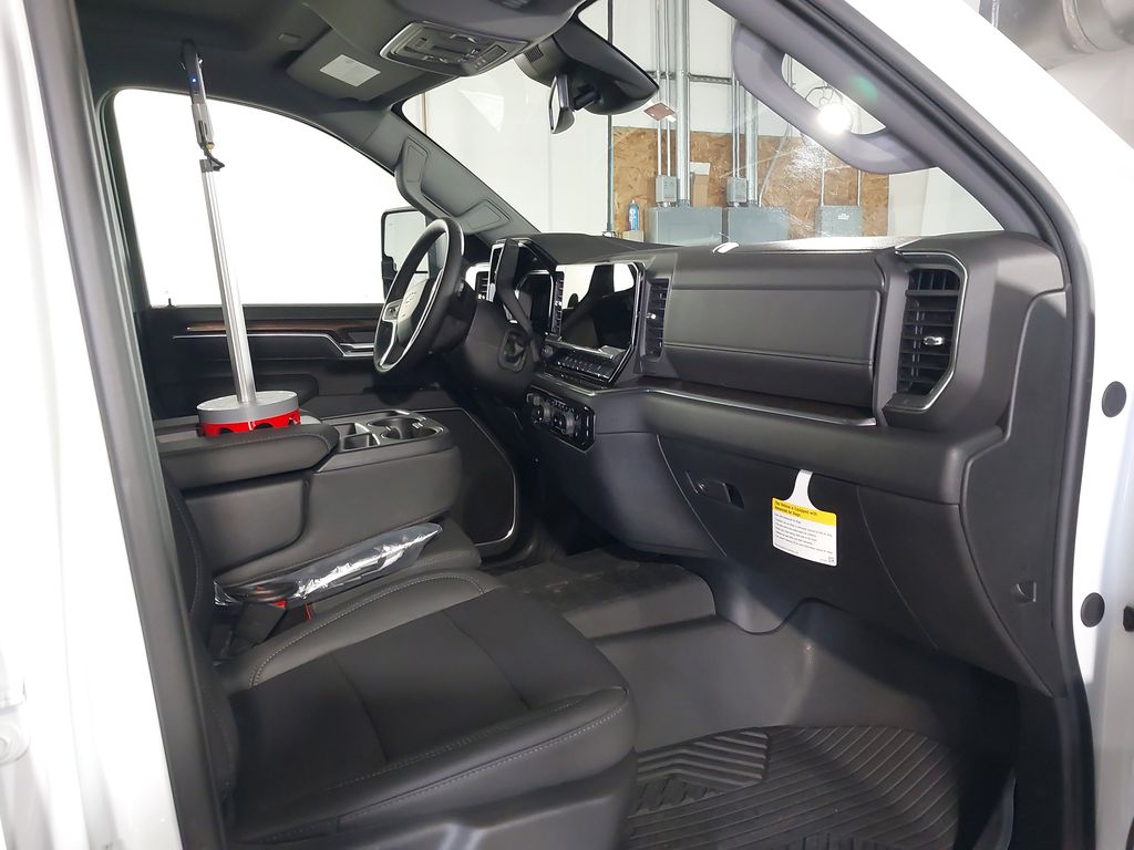 2026 Chevrolet Silverado 3500