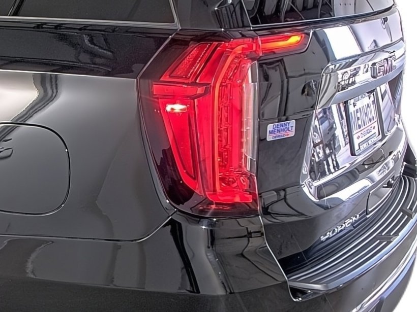 2023 GMC Yukon XL SLT - Photo 10