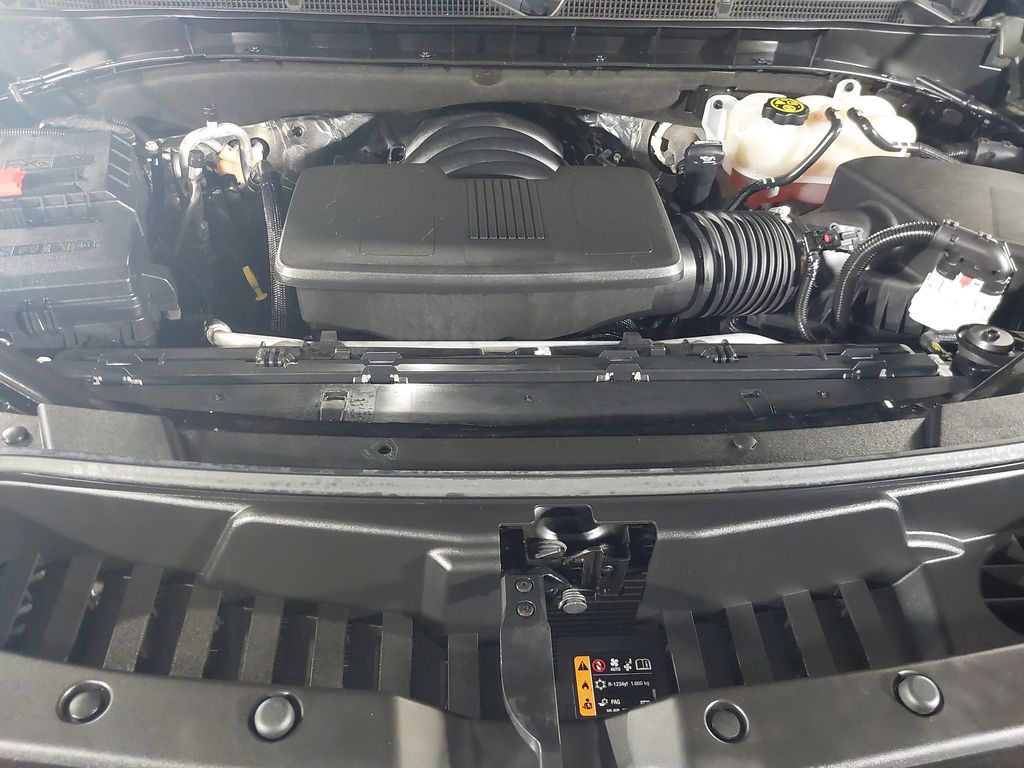 2023 GMC Yukon XL SLT - Photo 17