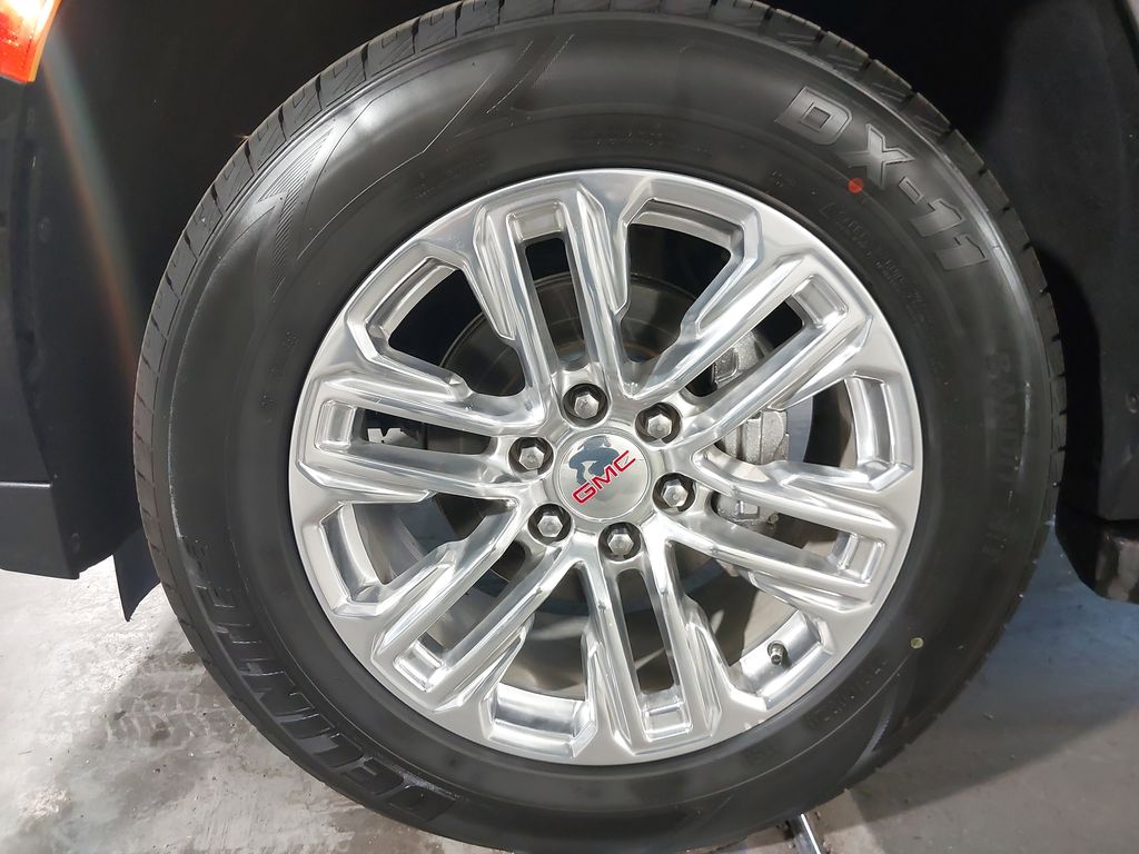 2023 GMC Yukon XL SLT - Photo 18