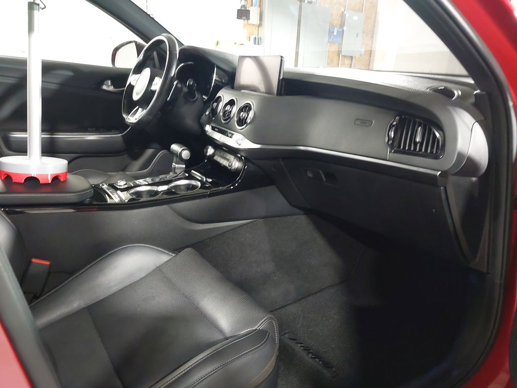 2023 Kia Stinger