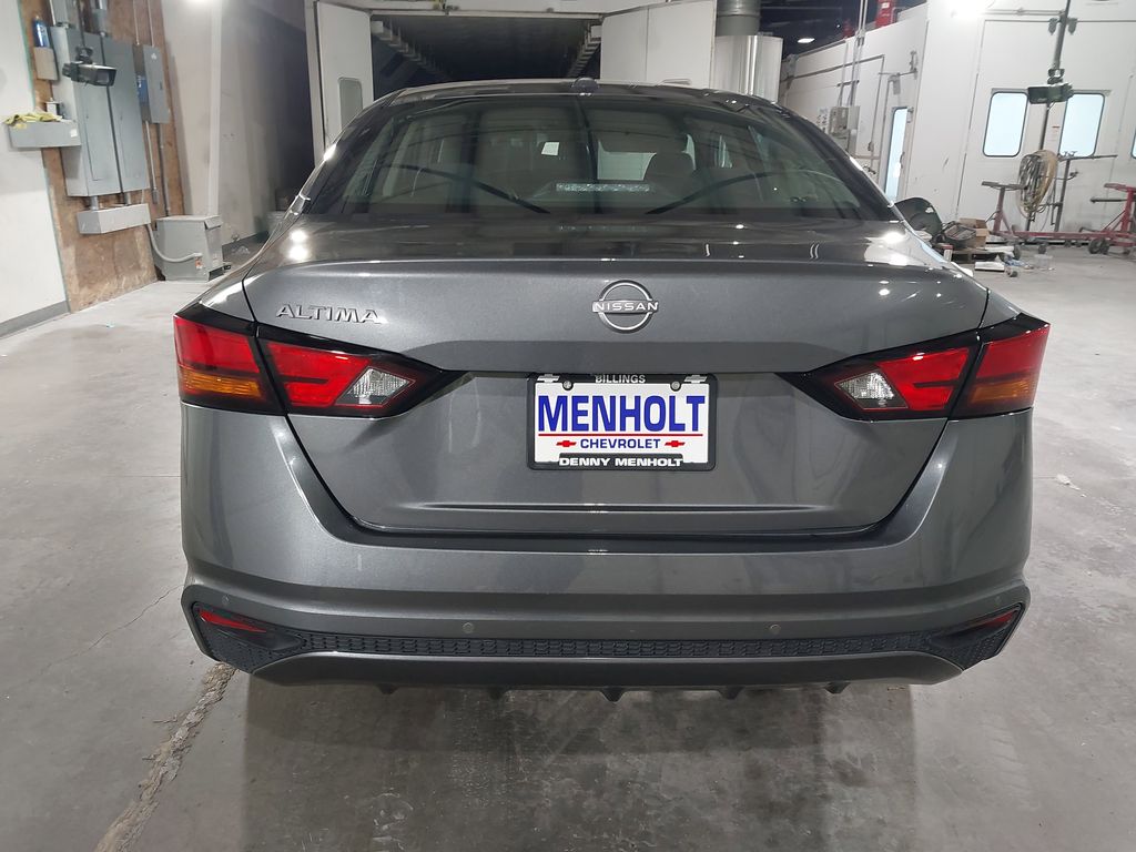 2025 Nissan Altima