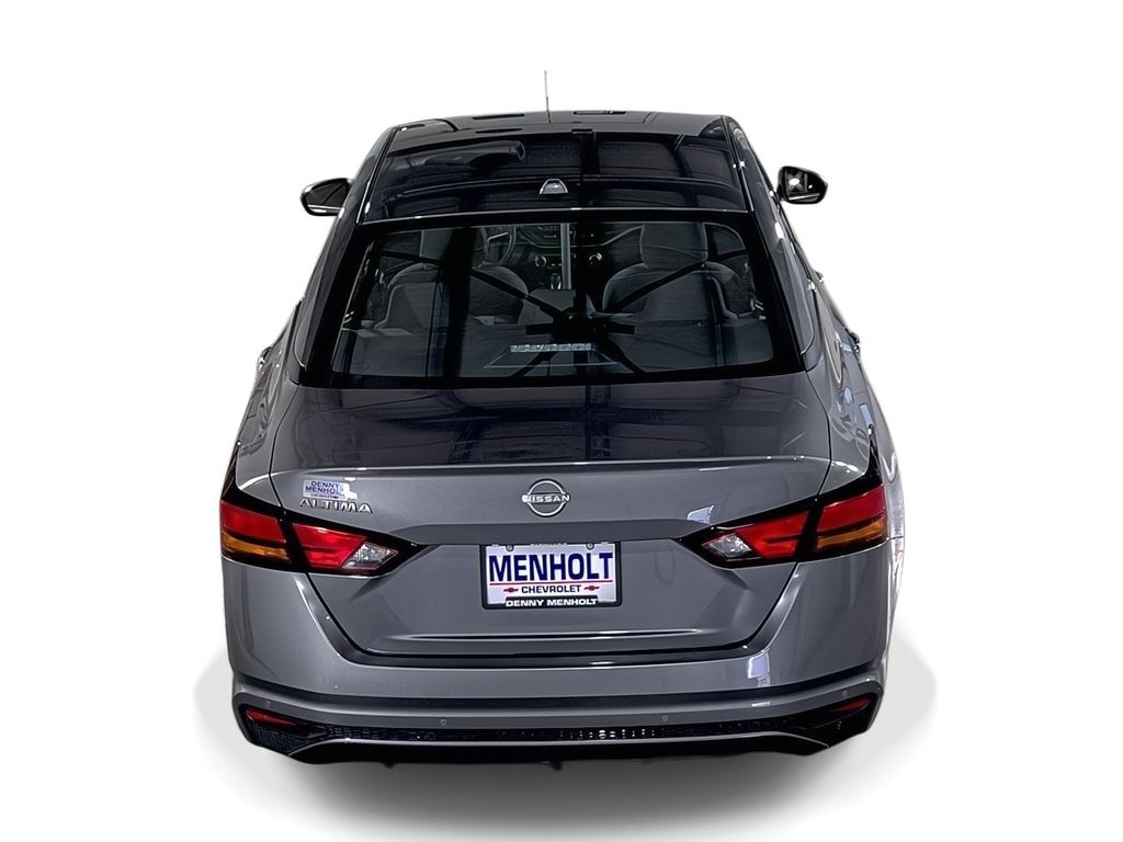 2025 Nissan Altima