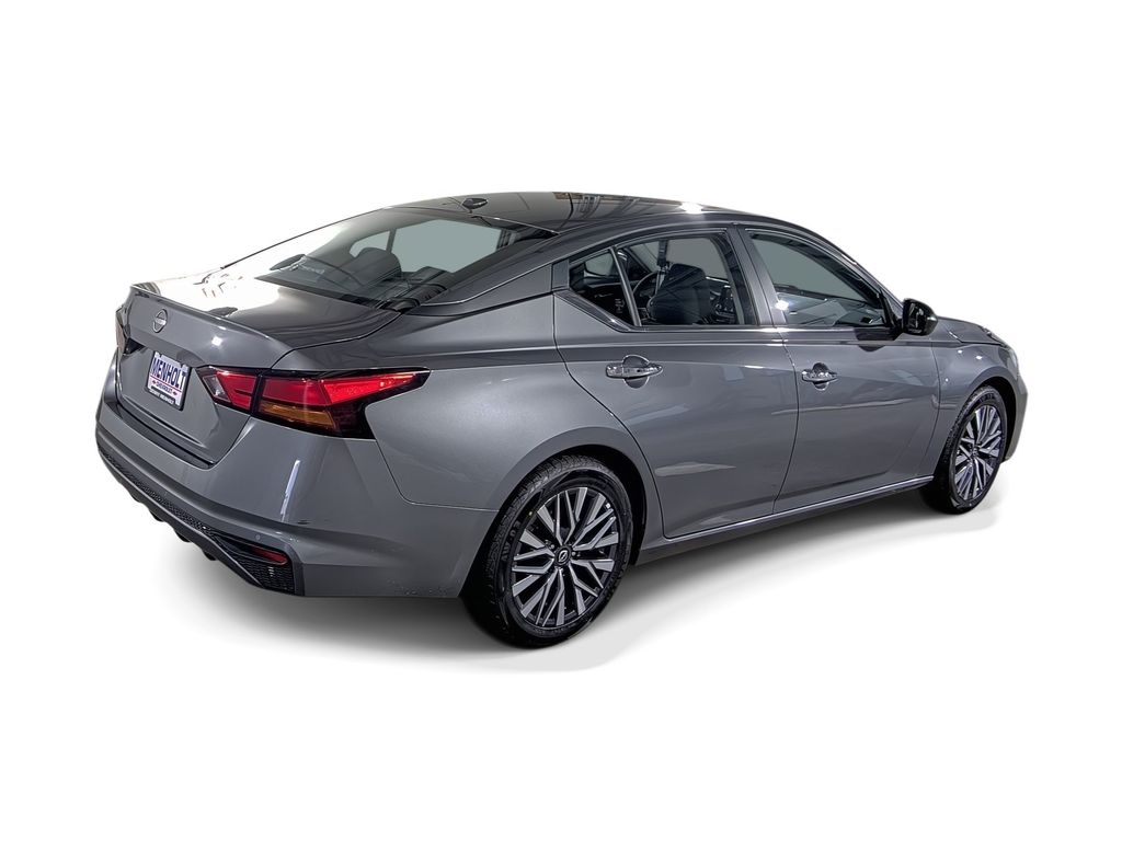 2025 Nissan Altima