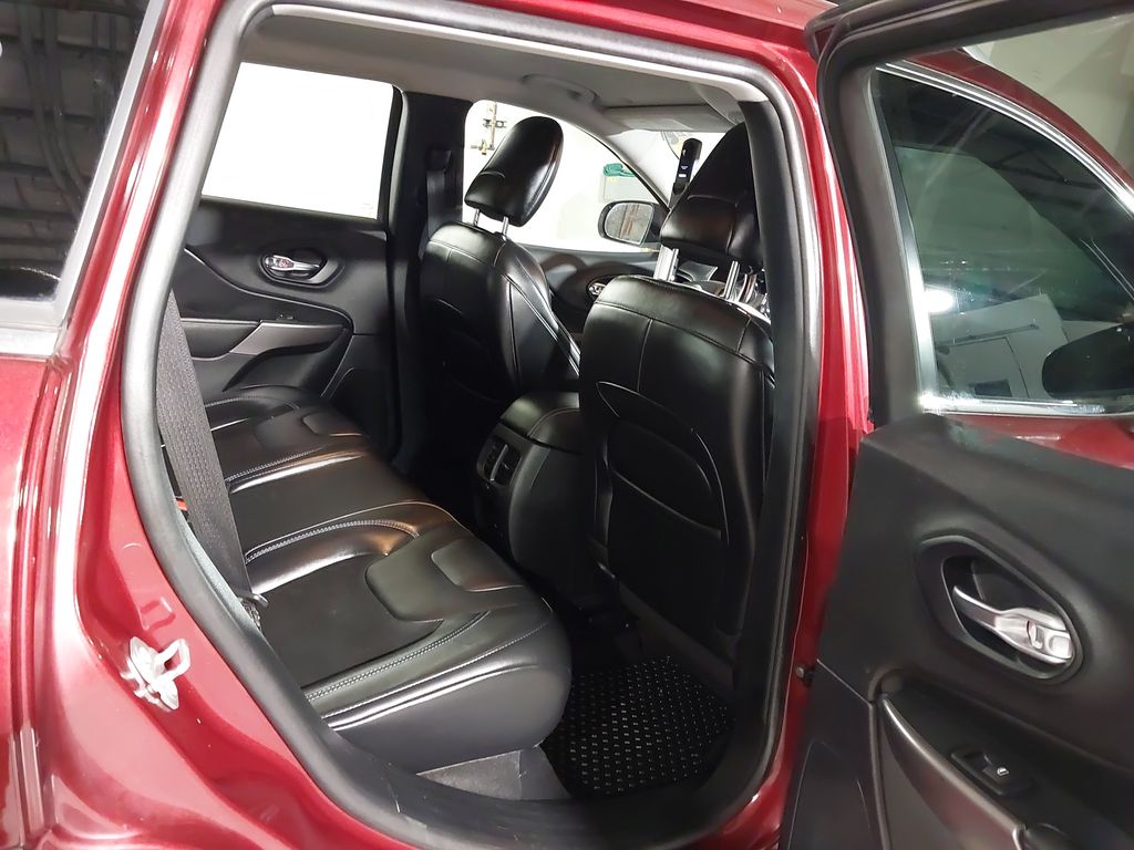 2020 Jeep Cherokee
