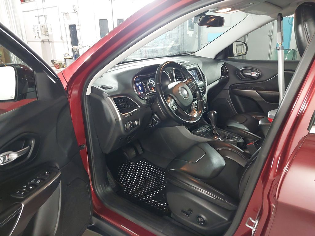 2020 Jeep Cherokee