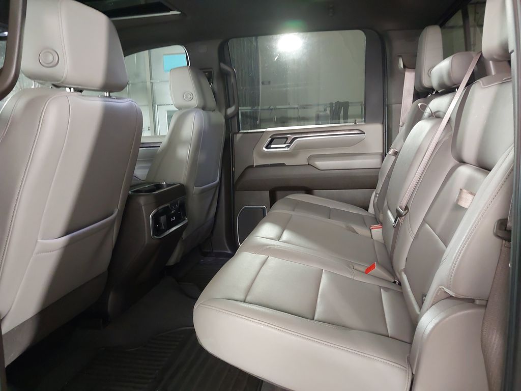 2024 Chevrolet Silverado 3500