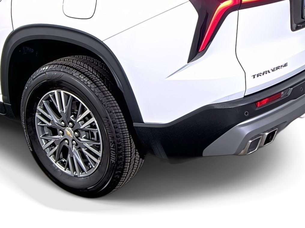 2025 Chevrolet Traverse LT - Photo 9