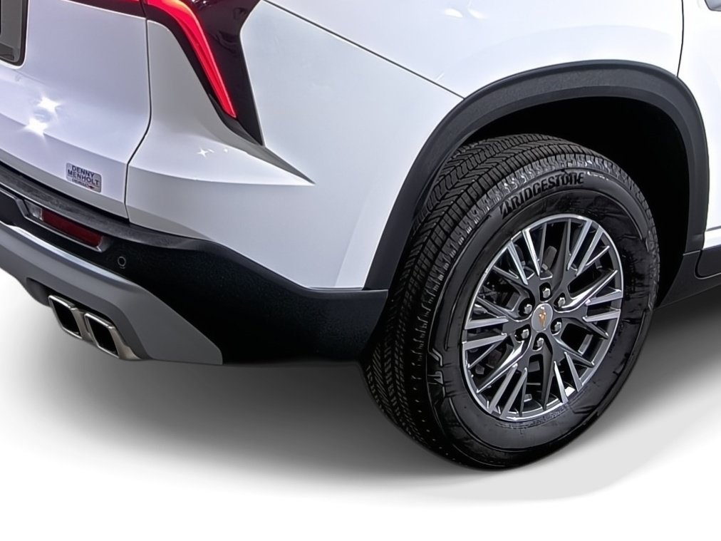 2025 Chevrolet Traverse LT - Photo 12