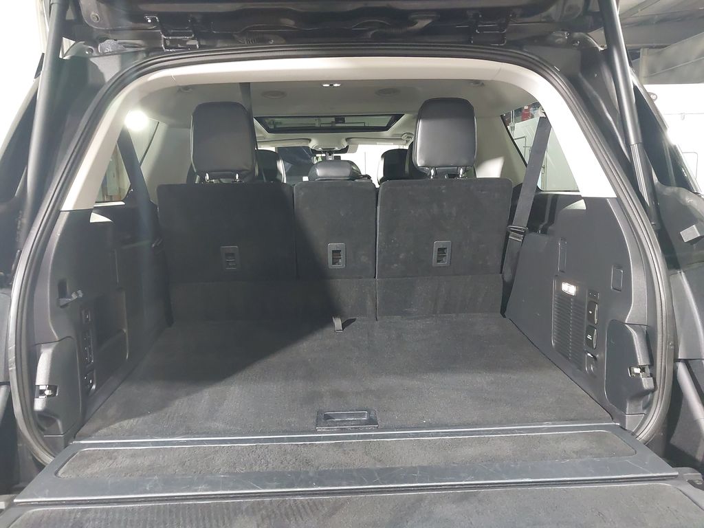 2025 Lincoln Navigator L