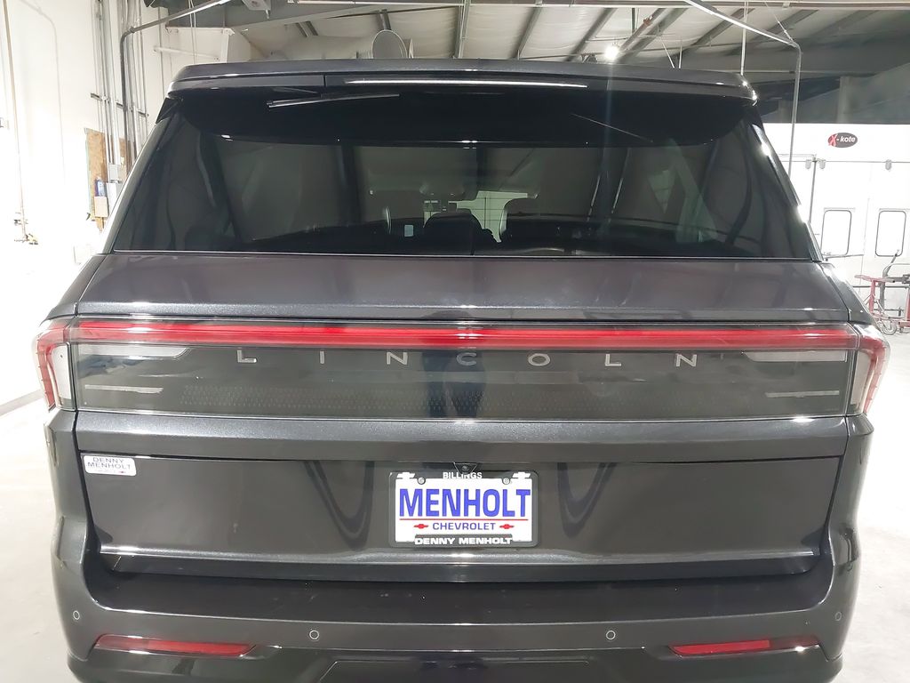 2025 Lincoln Navigator L