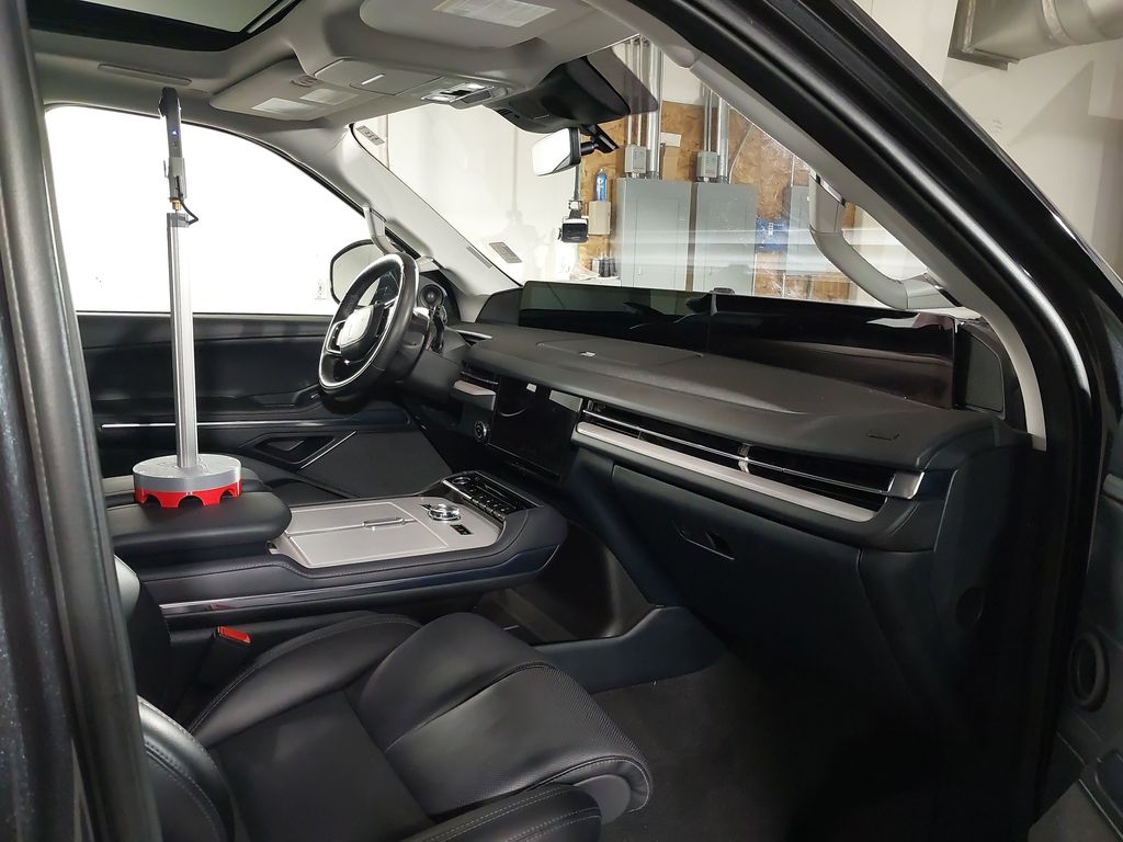 2025 Lincoln Navigator L