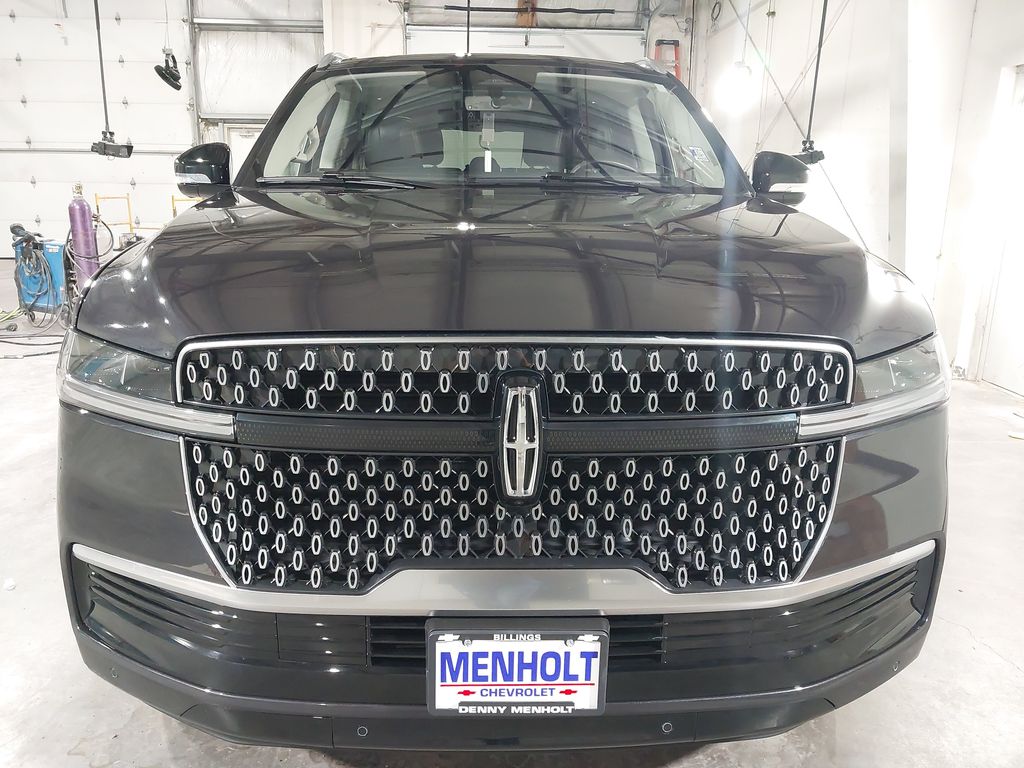 2025 Lincoln Navigator L