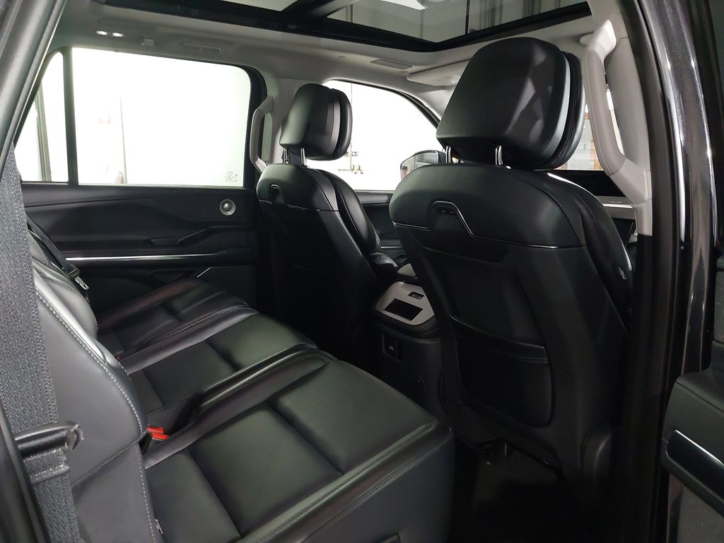 2025 Lincoln Navigator L