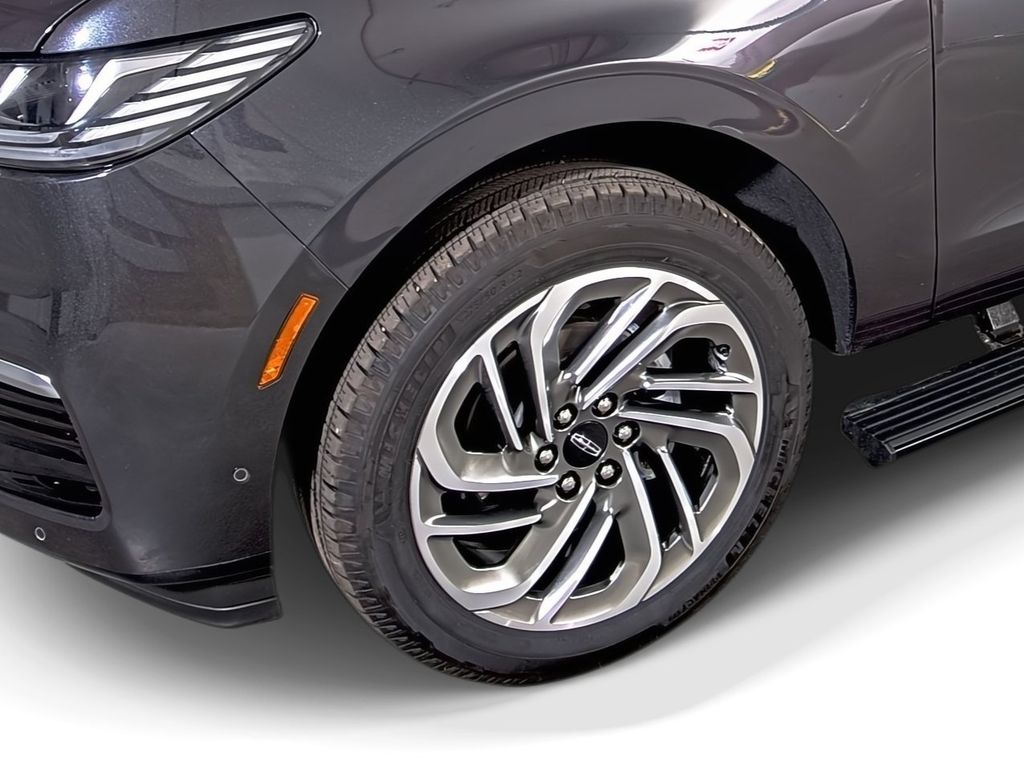 2025 Lincoln Navigator L