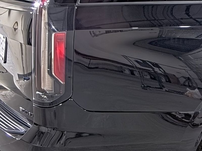 2022 Cadillac Escalade ESV