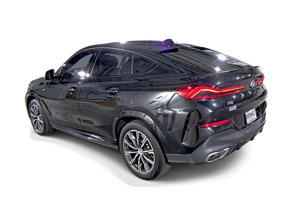 2021 BMW X6
