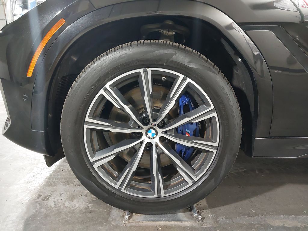 2021 BMW X6