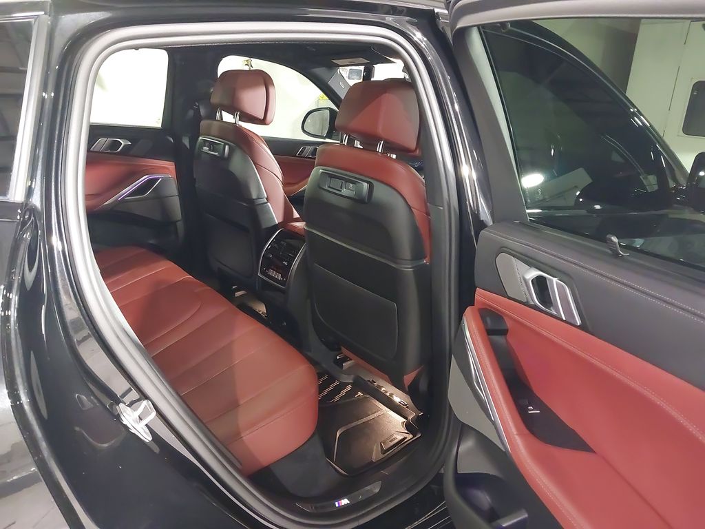 2021 BMW X6