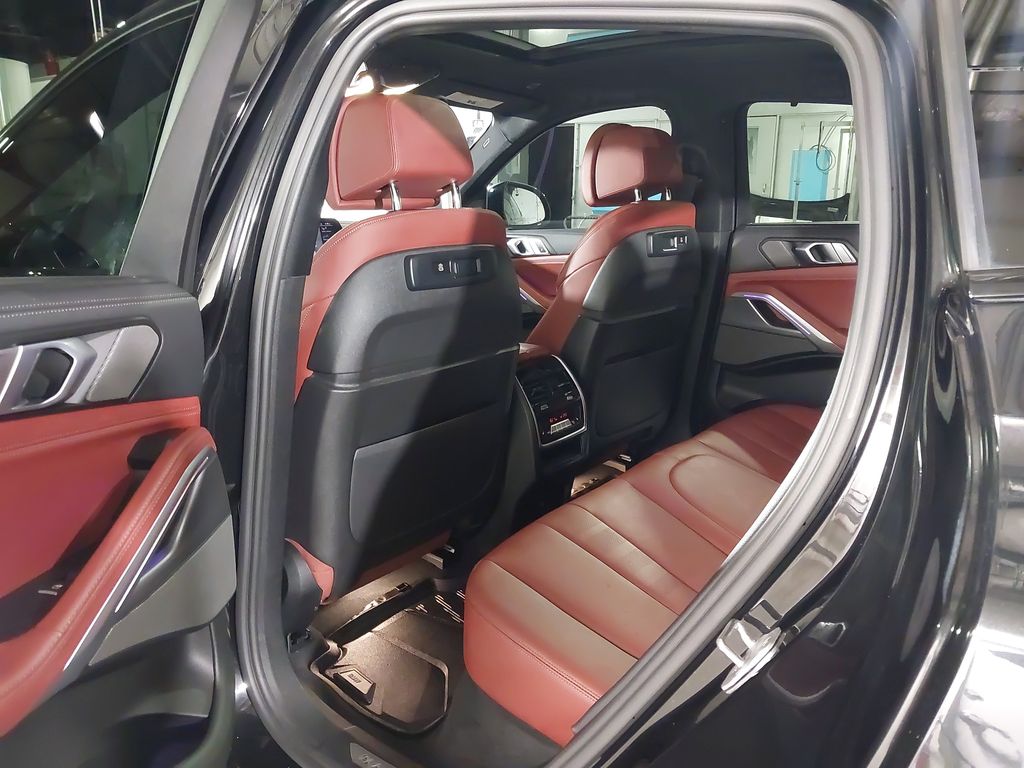 2021 BMW X6