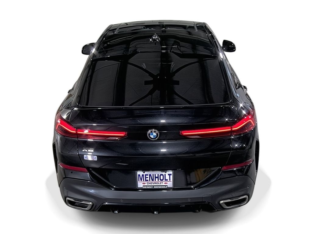 2021 BMW X6