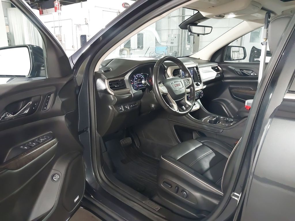 2022 GMC Acadia