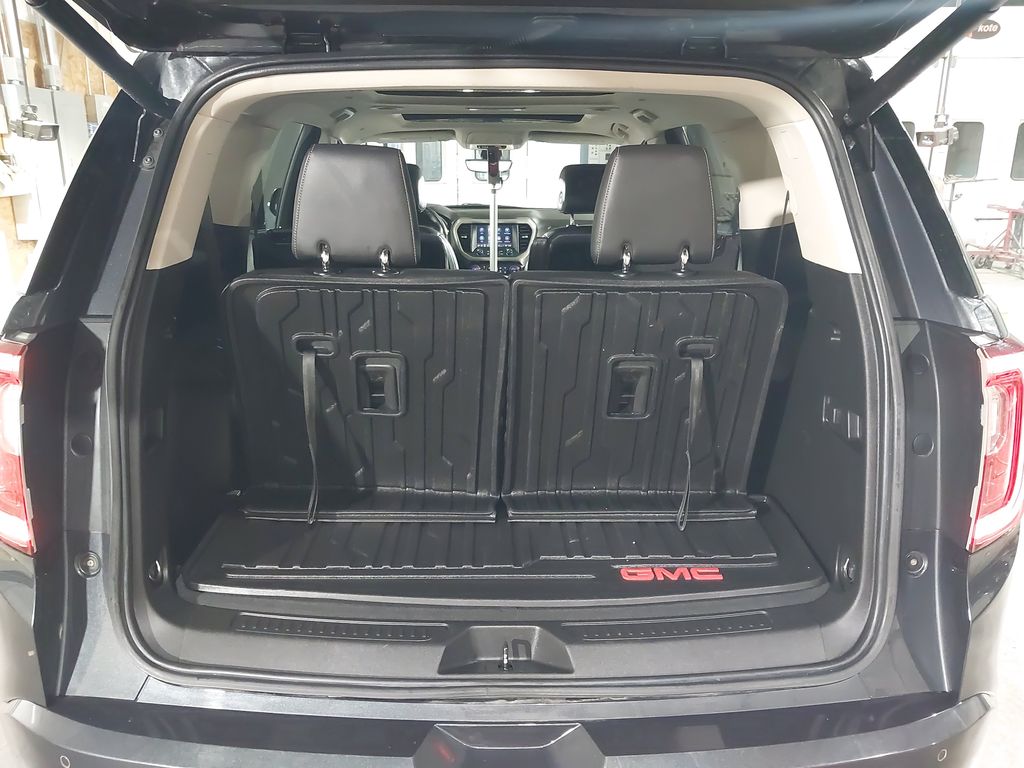 2022 GMC Acadia
