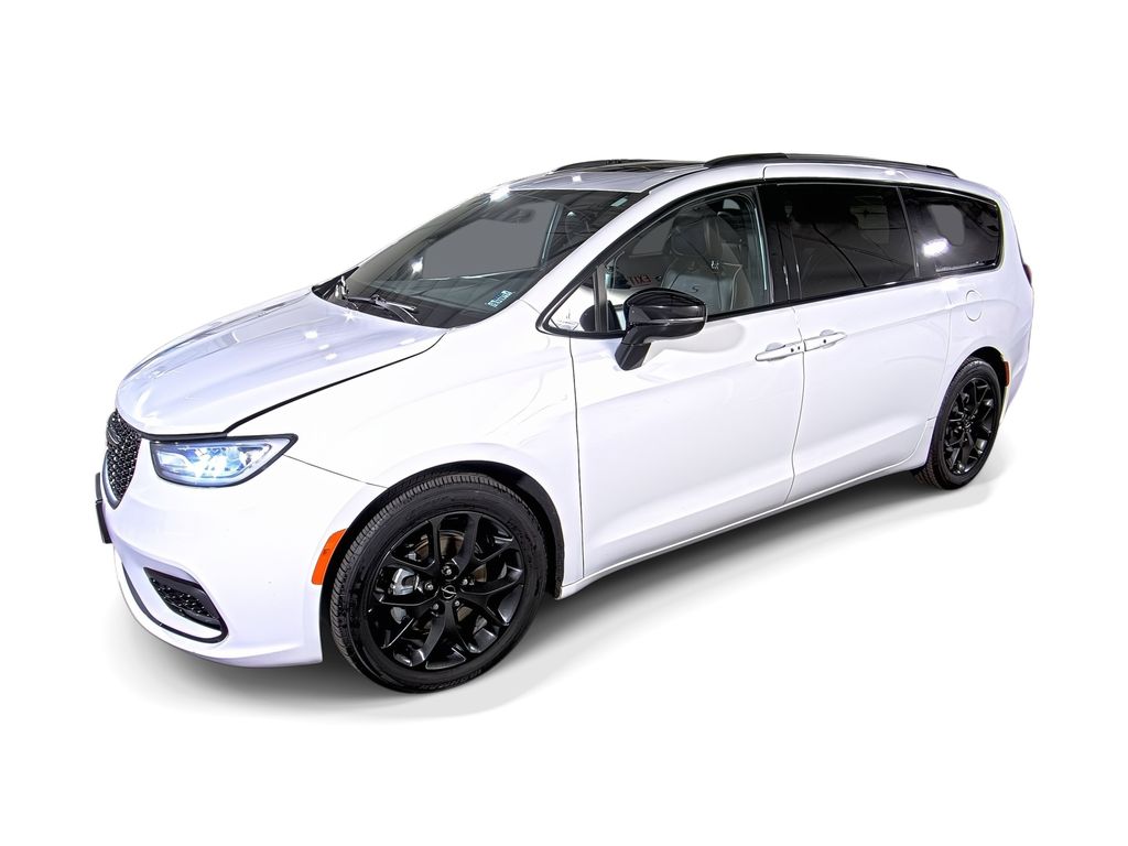 Used 2025 Chrysler Pacifica Limited CERTIFIED Vans