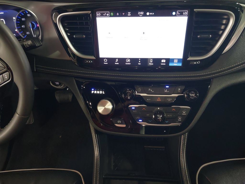 2025 Chrysler Pacifica